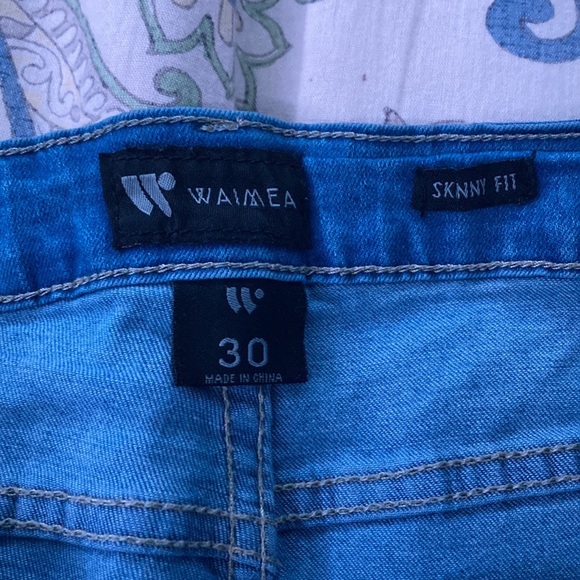 Light Blue Ripped Jeans. - Picture 4 of 4